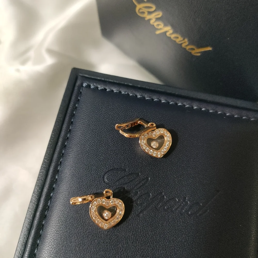 Chopard 18k Gold Heart Earrings - Picture 5 of 6
